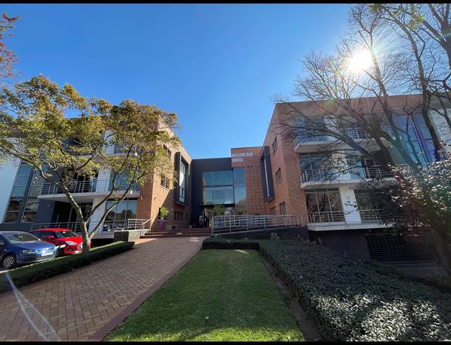 669M² OFFICE TO LET IN BRYANSTON